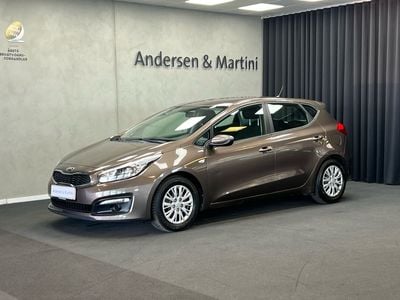 Sand track Brugt 2016 Kia Ceed Style Hatchback | 98.900 kr. (Fair pris)