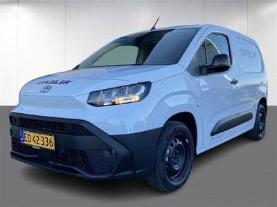 Epr icy white Ny 2024 Toyota Proace City Van | 194.400 kr.