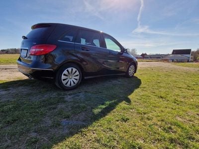 Sort Brugt 2015 Mercedes B180 Business MPV | 80.000 kr. (Super pris)
