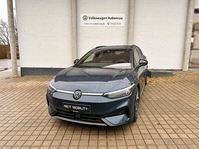 Blåmetal Brugt 2025 VW ID.7 Style Stationcar | 419.900 kr.