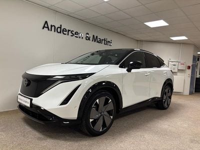 Pearlwhite/tnoir Ny 2025 Nissan Ariya Evolve SUV | 327.700 kr. (Fair pris)