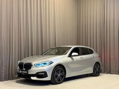 Ikke angivet Brugt 2021 BMW 118 Sport Line Hatchback | 249.900 kr.