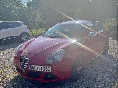 Rød Brugt 2010 Alfa Romeo Giulietta Distinctive MPV | 60.000 kr.