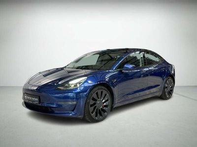 Mørkblåmetal Brugt 2022 Tesla Model 3 Performance Sedan | 239.900 kr. (God pris)