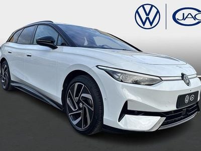 Hvidmetal Brugt 2025 VW ID.7 Pro Stationcar | 449.900 kr.