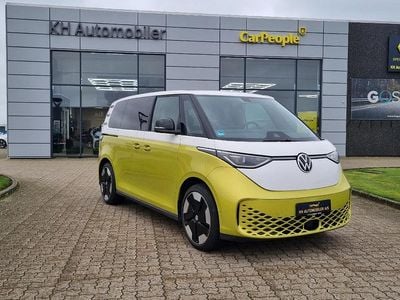 Gul/hvid Brugt 2023 VW ID. Buzz Life MPV | 389.900 kr. (Lidt for dyr)