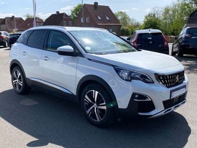 Perlemorshvid Brugt 2017 Peugeot 3008 Allure | 169.900 kr. (Lidt for dyr)