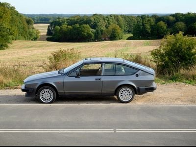 Brugt Alfa Romeo Alfetta 1981 Grå Sedan