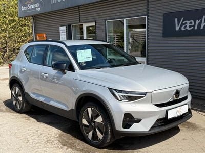 Sølvmetal Brugt 2023 Volvo XC40 Core SUV | 304.900 kr. (God pris)