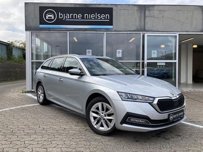 Sølvmetal Brugt 2022 Skoda Octavia Style Stationcar | 289.900 kr.