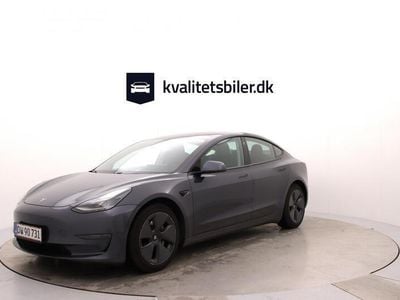 Grå Brugt 2021 Tesla Model 3 Standard Range Plus Sedan | 199.900 kr.