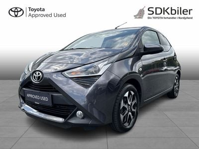 1e0 electro gray Brugt 2021 Toyota Aygo x-press Hatchback | 114.900 kr. (Fair pris)