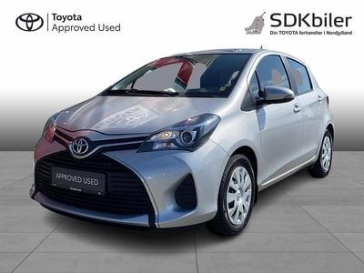 Sølvmetal Brugt 2015 Toyota Yaris T2 Hatchback | 84.900 kr. (Fair pris)