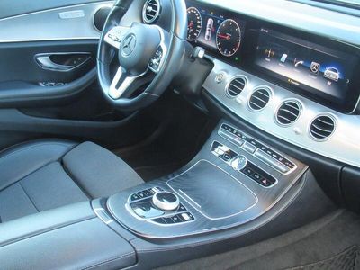 brugt Mercedes E220 d 2,0 CDI AMG Line 9G-Tronic 194HK Aut.