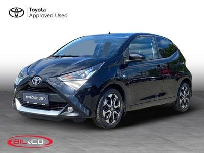 211 bold black Brugt 2022 Toyota Aygo x-press Hatchback | 99.900 kr. (God pris)