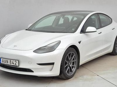 Hvid Brugt 2021 Tesla Model 3 Standard Range Sedan | 184.900 kr. (Fair pris)
