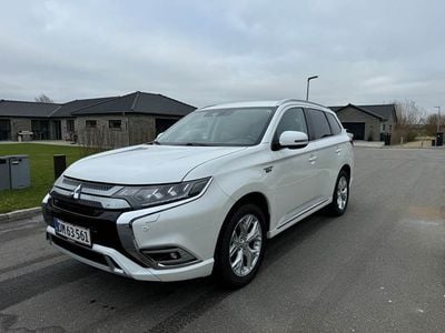 Brugt 2020 Mitsubishi Outlander P-HEV Sedan | 245.000 kr.