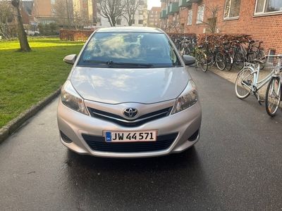 brugt Toyota Yaris 1.3 VVT-i