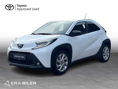 Pure white Brugt 2022 Toyota Aygo Active Hatchback | 139.380 kr. (Lidt for dyr)