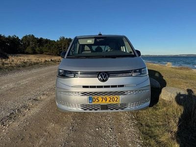 Sølvmetal Brugt 2023 VW Multivan Life MPV | 549.900 kr. (Dyr)