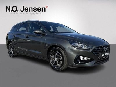 Brugt Hyundai i30 Essential 120 HK (88 kW) 2023 Farve ……………………………………………………………………. amazon grey Stationcar