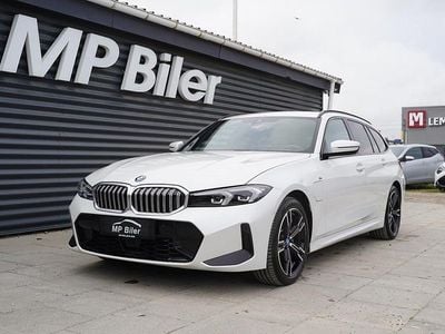 Hvid Brugt 2023 BMW 320e M Sport Stationcar | 369.900 kr.
