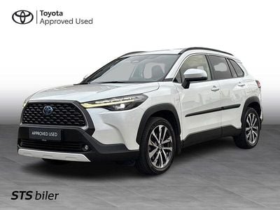Platinum pearl white Brugt 2022 Toyota Corolla Cross Style SUV | 279.995 kr. (Fair pris)