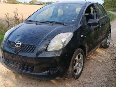 Brugt Toyota Yaris 86 HK (63 kW) 2007 Sedan