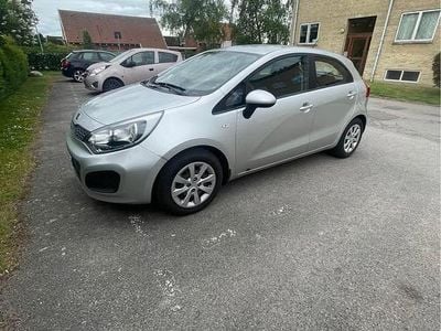 Grå Brugt 2012 Kia Rio MPV | 32.000 kr.
