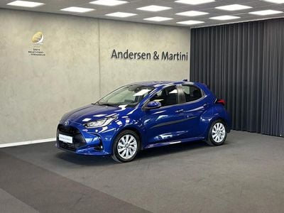 Blå Brugt 2021 Toyota Yaris Hybrid Active Hatchback | 184.900 kr. (Fair pris)