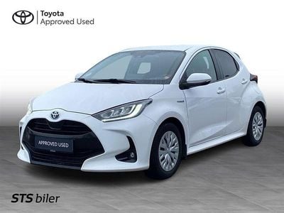 Brugt Toyota Yaris Hybrid H3 116 HK (85 kW) 2021 Pure white Hatchback