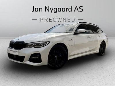 BMW 330e