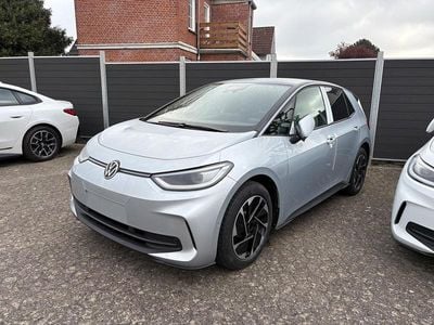 Sølvmetal Brugt 2025 VW ID.3 Style Hatchback | 289.900 kr. (Dyr)