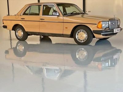 Brugt Mercedes E300 1978 Sedan