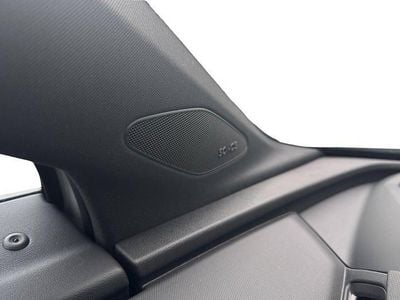 Hvidmetal Brugt 2025 Audi Q4 e-tron SUV | 449.900 kr.