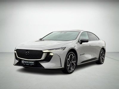 Grå Ny 2025 Mazda 6e Takumi-Line Sedan | 323.990 kr. (Lidt for dyr)
