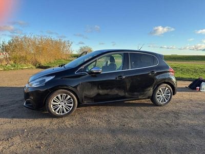 Sort Brugt 2017 Peugeot 208 Desire Sky Hatchback | 57.900 kr. (Fair pris)