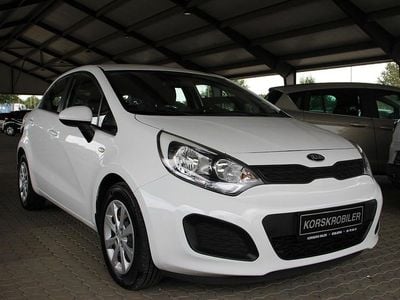 Brugt Kia Rio Style 86 HK (63 kW) 2014 Hvid Hatchback