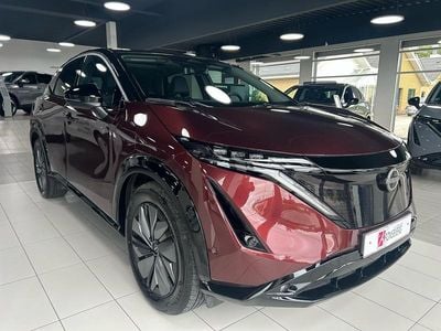 2tone burgundy / pearl black Brugt 2024 Nissan Ariya Evolve SUV | 319.900 kr. (Super pris)