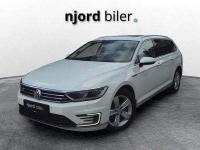 Hvid Brugt 2015 VW Passat Highline Stationcar | 159.700 kr.