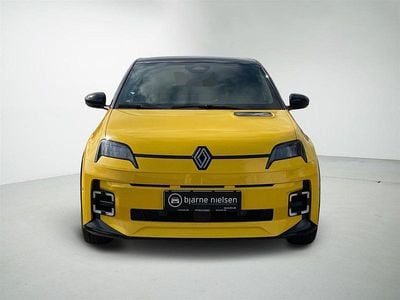 Gul Brugt 2025 Renault R5 Iconic Hatchback | 234.900 kr. (Lidt for dyr)
