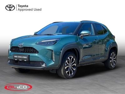 6x7 forest green Brugt 2025 Toyota Yaris Style | 323.980 kr. (Dyr)