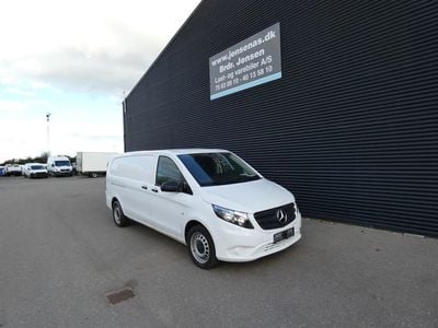 Hvid Brugt 2022 Mercedes Vito MPV | 265.000 kr.