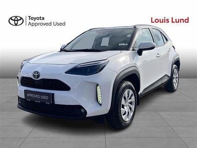 Pure white Brugt 2024 Toyota Yaris Cross Comfort SUV | 244.280 kr. (Super pris)