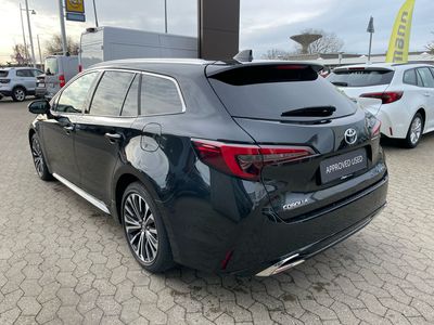 Night sky black Brugt 2024 Toyota Corolla Style Stationcar | 329.990 kr. (Lidt for dyr)