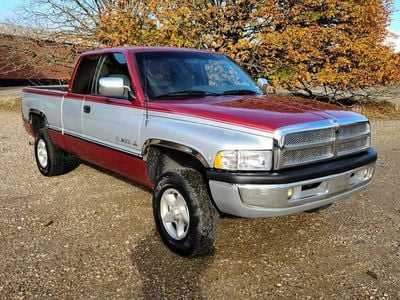 Rød Brugt 1997 Dodge Ram Afhentning | 90.000 kr.