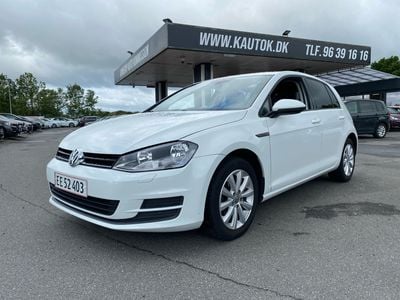 Hvid Brugt 2013 VW Golf VII Trendline Hatchback | 69.900 kr. (Lidt for dyr)