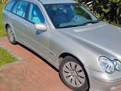 Sølvmetal Brugt 2001 Mercedes C200 Avantgarde Stationcar | 17.800 kr.