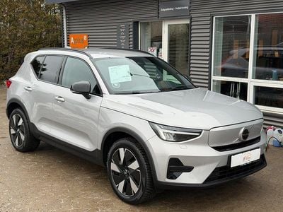 Brugt Volvo XC40 Core 185 kW (252 HK) 2023 Sølvmetal SUV