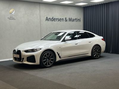 Mineralweiß metallic Brugt 2023 BMW i4 M Sport Sedan | 344.900 kr. (God pris)